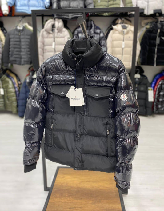 Moncler Jacket - 729