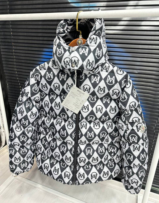 Moncler Jacket - 706