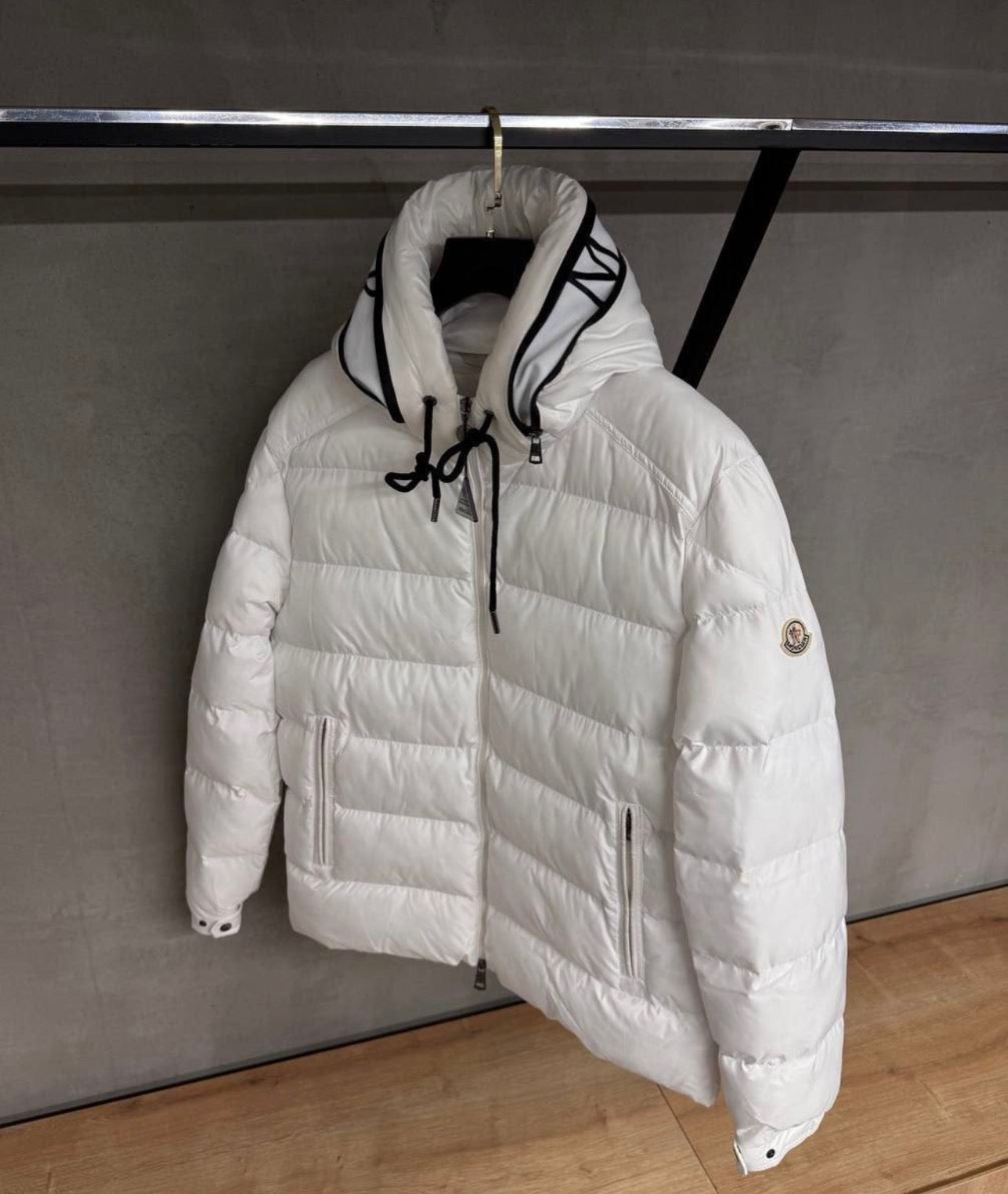Moncler Jacket - 760