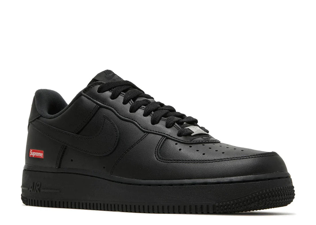 Air Force 1 Low Black Supreme
