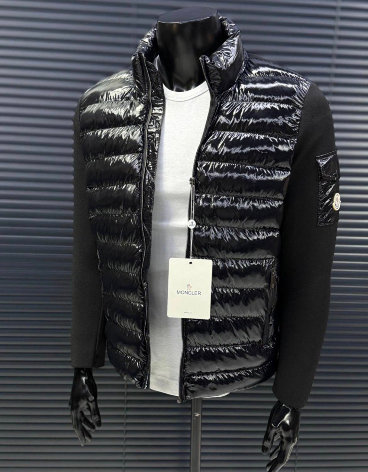 Moncler Jacket - 755