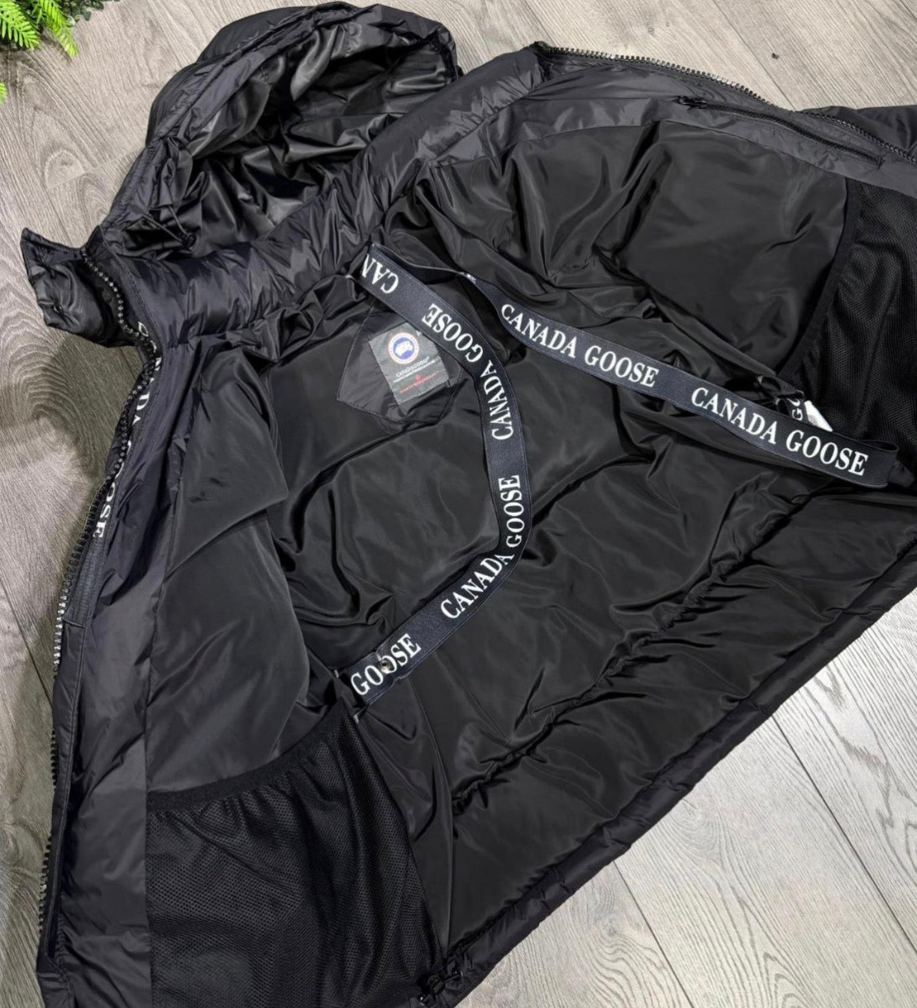 Canada Goose Jacket - 778